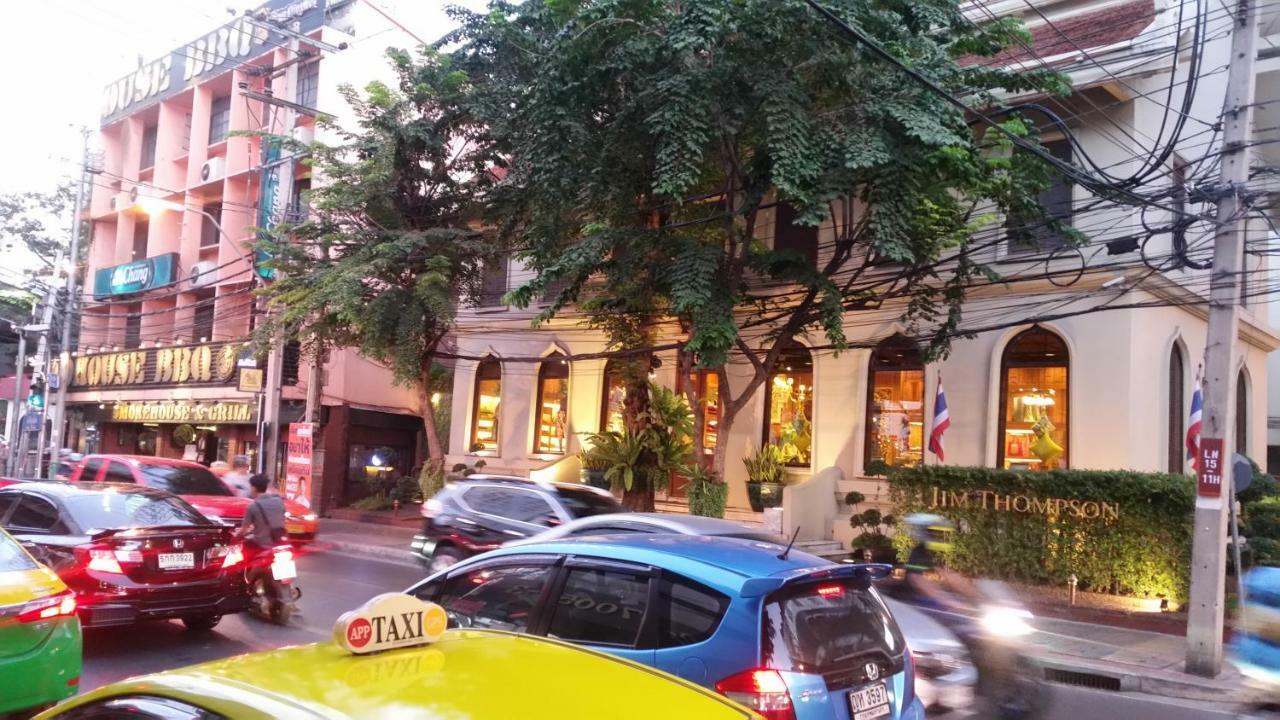 Travel Lodge Surawong (Adults Only) Banguecoque Exterior foto